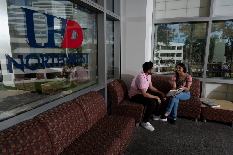 NW students in lobby