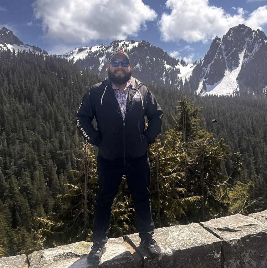 Honoree Lorenzo Morales photo